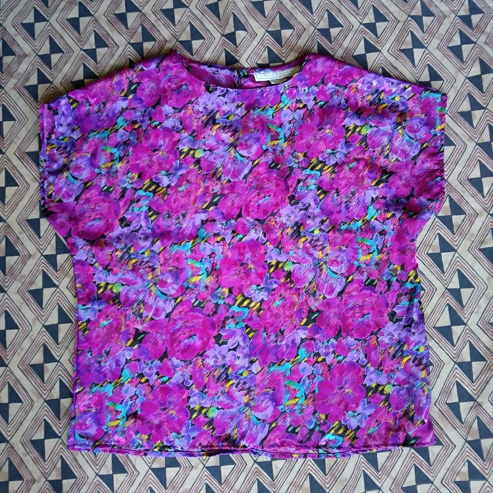 6 for $25!! Vintage 80s 90s shiny Summer Blouse